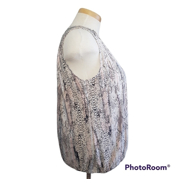 𝅺Inc International Concepts Snakeskin Faux Wrap Tank Top With Zipper Detail - Picture 6 of 10